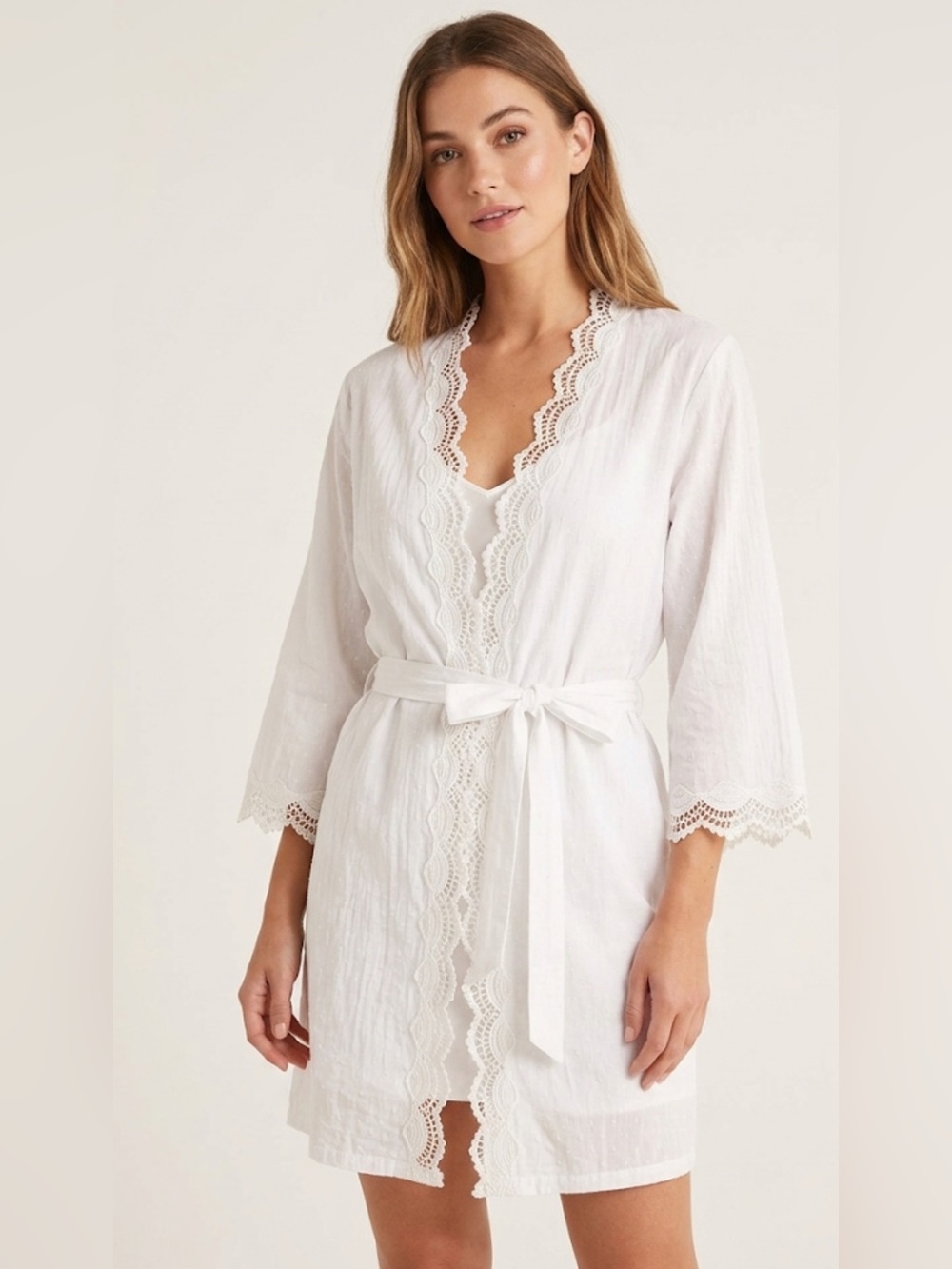 Artisan Ny White Lace-Trim Cotton Robe